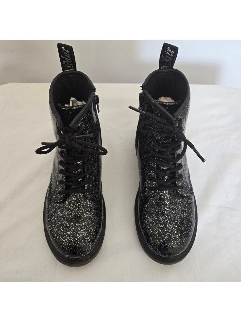 DR. MARTENS '1460' BOOTS COMBAT COSMIC GLITTER BLACK SILVER UNISEX (5W 4M)